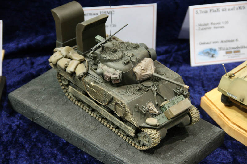 GMM2010_0012