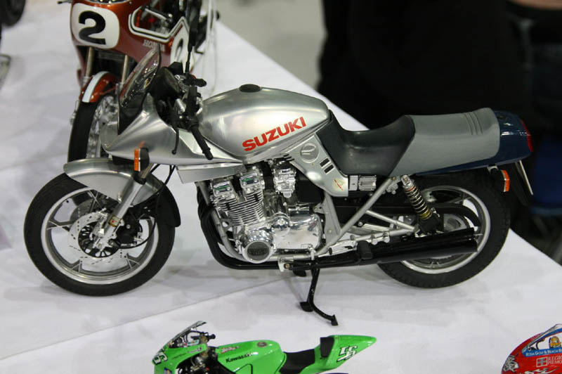 GMM2010_0194