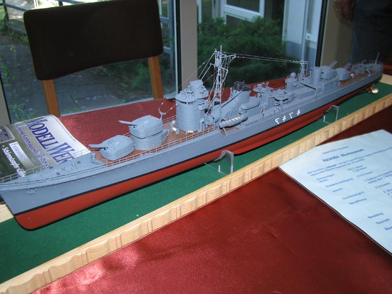KMT2009_145